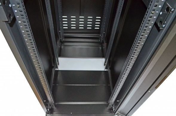Шкаф 19" 45U, 610х865 мм (Ш*Г), усиленный, черный UA-MGSE4568MB