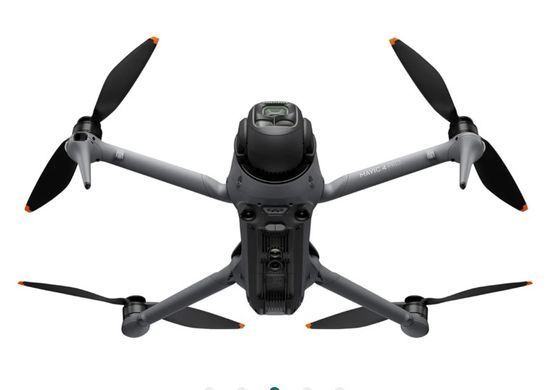 Квадрокоптер DJI Mavic 4 Pro Fly More Combo RC 2